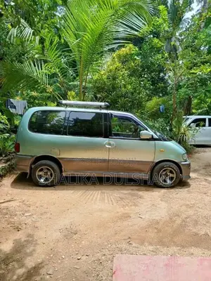 Nissan Serena 1994 Van (Used)