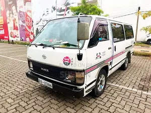 Toyota Shell 1987 Van (Used)