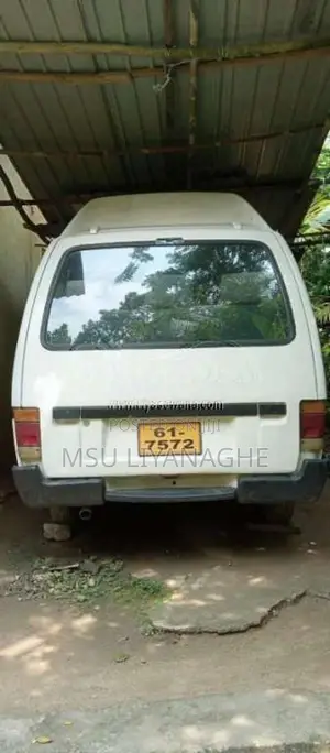 Isuzu Fargo 1994 Van (Used)