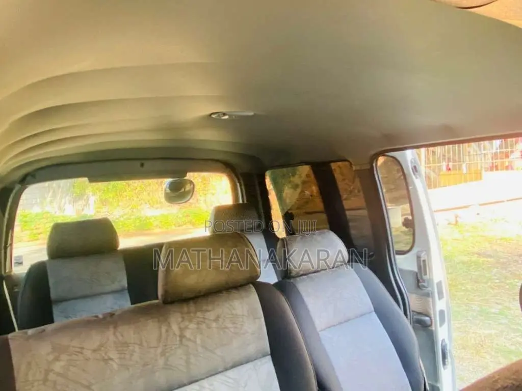 Toyota Granvia 2008 Van (Used)