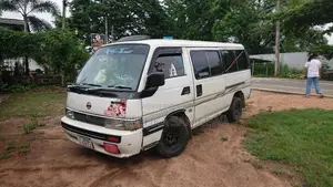 Nissan Caravan 1992 Van (Used)