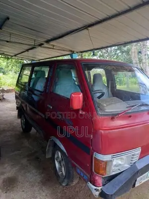 Nissan Vanette 1985 Van (Used)