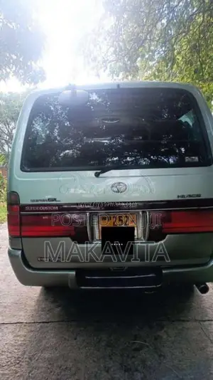 Toyota HIACE 1993 Van (Used)