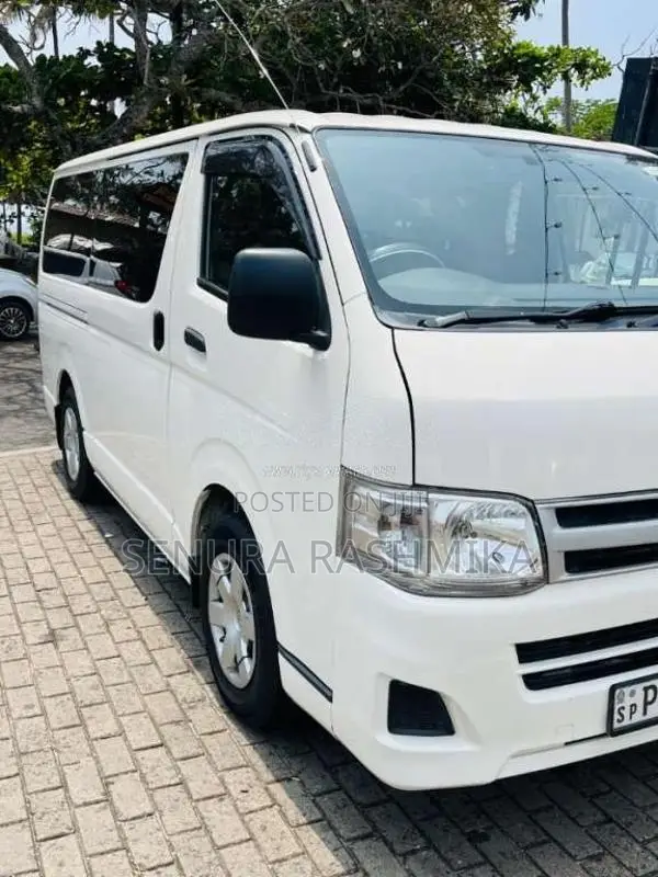 Toyota KDH 201 2011 Van (Used)