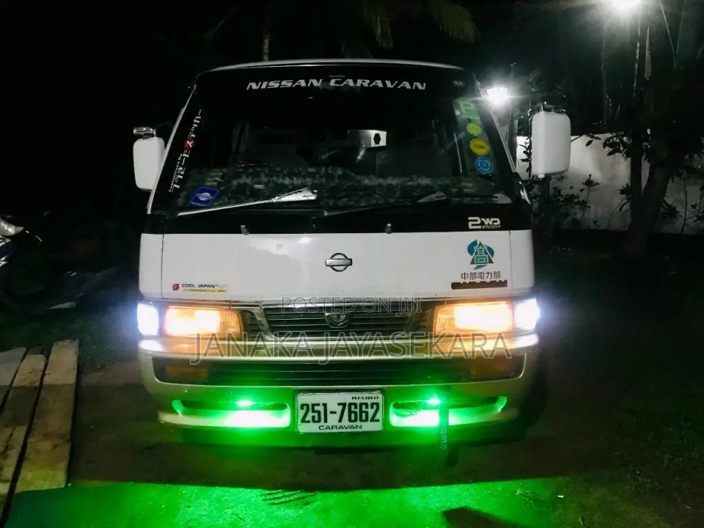 Nissan Caravan Vrge24 1994 Van (Used)