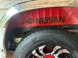 Nissan Caravan 1995 Van (Used)