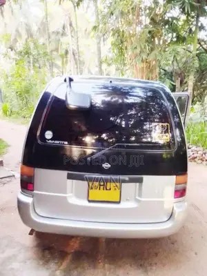 Nissan Serena 1998 Van (Used)