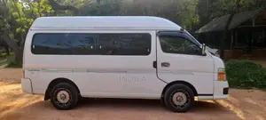 Nissan E25 2010 Van (Used)