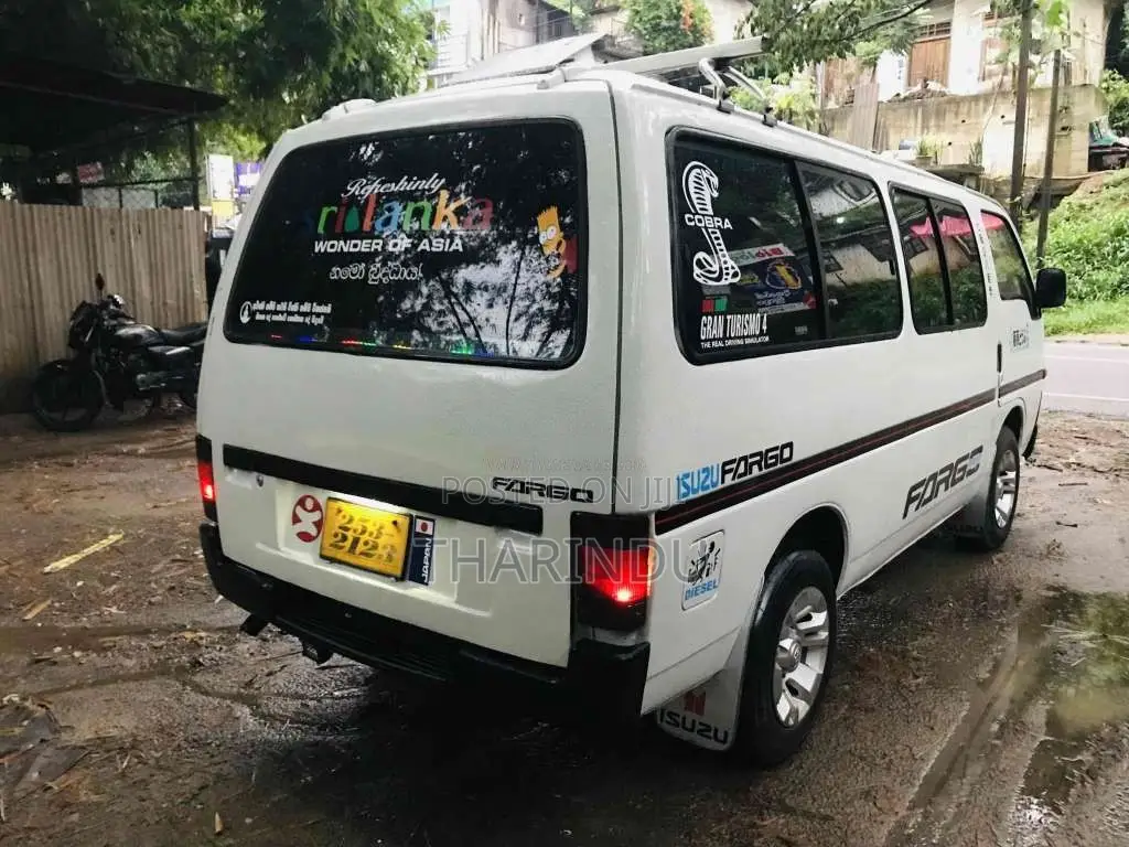Isuzu Fargo 1993 Van (Used)