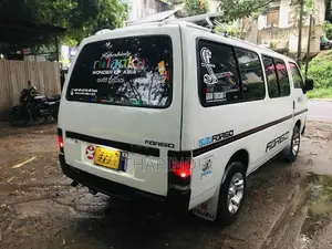 Isuzu Fargo 1993 Van (Used)
