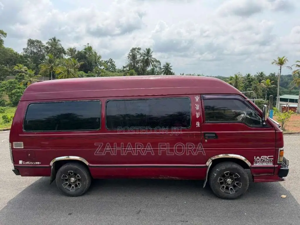 Toyota LH 71 1987 Van (Used)