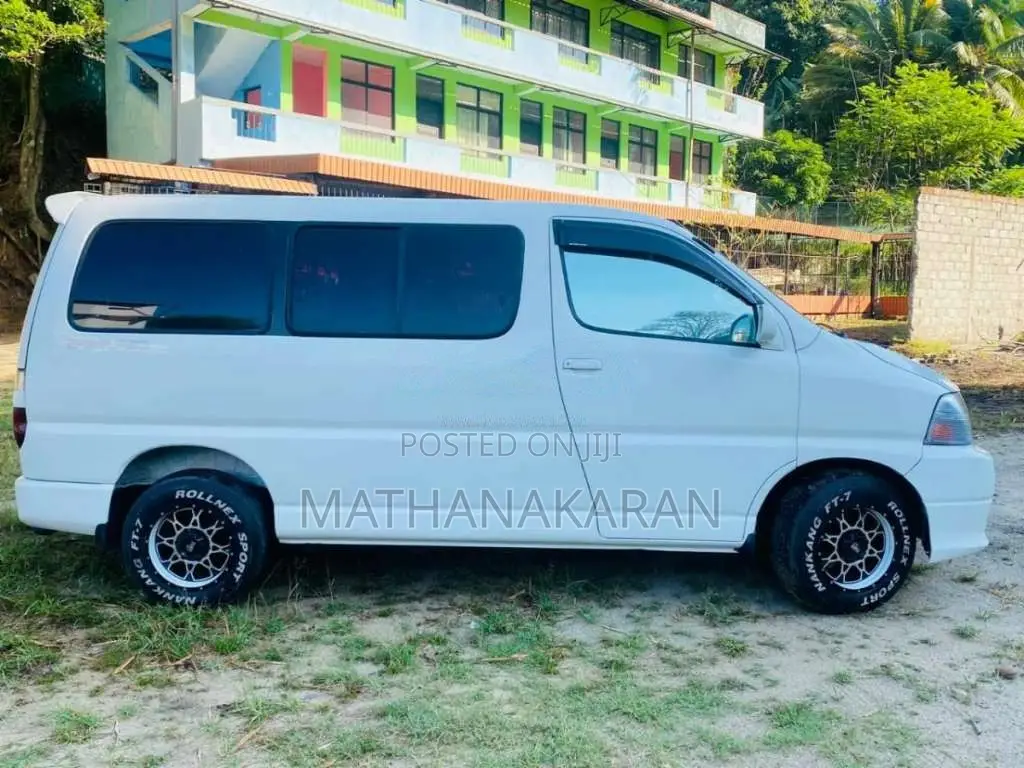 Toyota Granvia 2008 Van (Used)