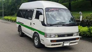 Nissan Caravan 1993 Van (Used)
