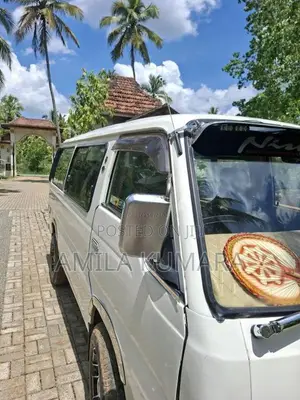 Nissan Caravan 1993 Van (Used)