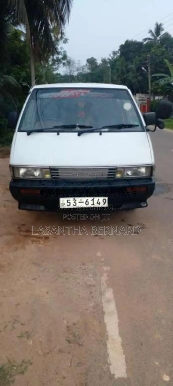 Toyota TownAce 1988 Van (Used)