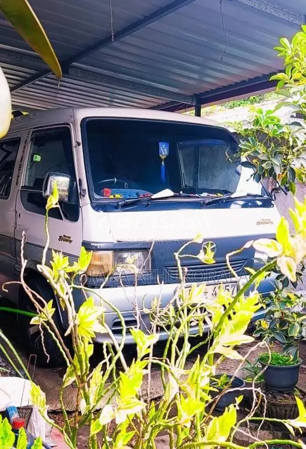 Mazda Bongo 1996 Van (Used)