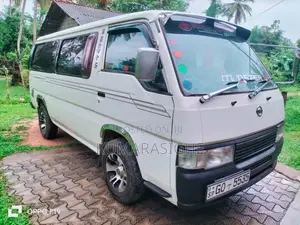 Nissan Caravan 1996 Van (Used)