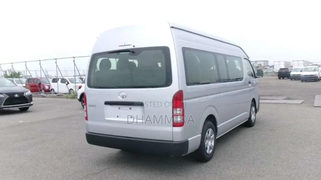 Toyota GDH 223B KDH 2022 Van (Used)
