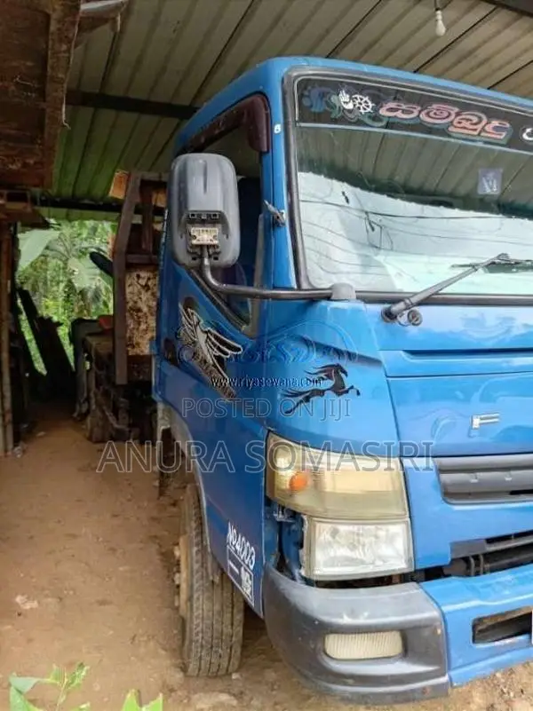 Mitsubishi Fuso 4wd 2012 Lorry (Used)