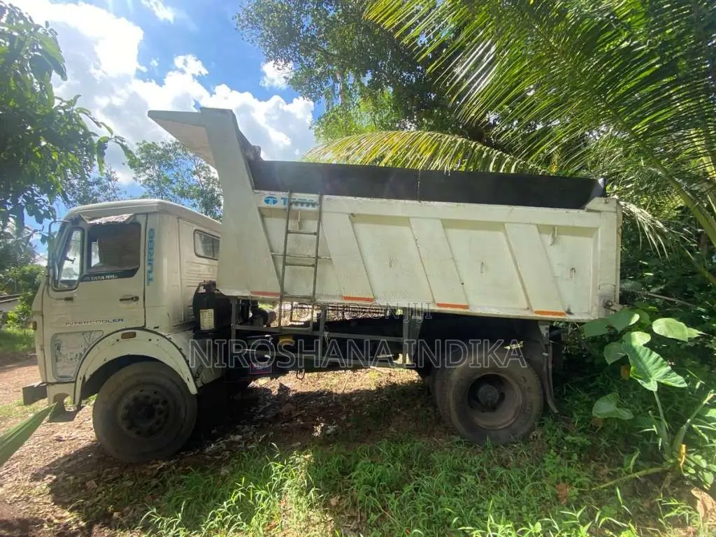 Tata 1615 2006 Lorry (Used)