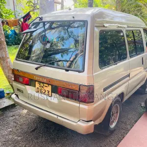 Toyota LiteAce 1989 Van (Used)