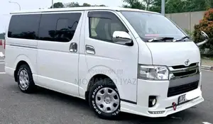 Toyota KDH 2015 Van (Used)