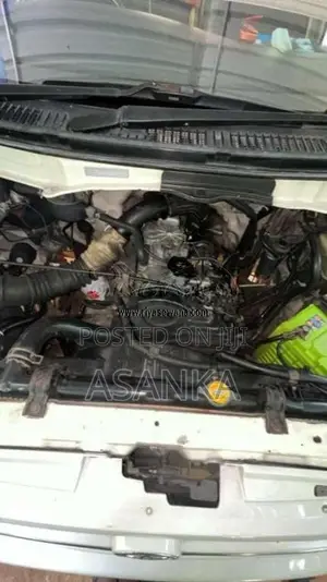 Toyota Noah CR41 1996 Van (Used)