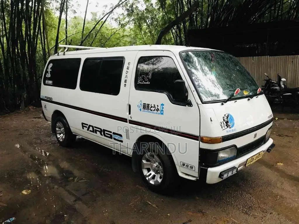 Isuzu Fargo 1993 Van (Used)
