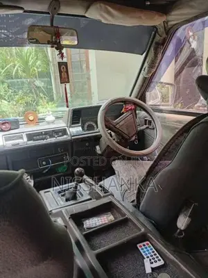 Nissan Vanette LD 20 1991 Van (Used)