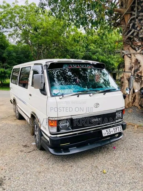 Toyota Shell 1989 Van (Used)