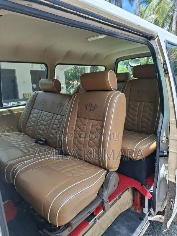 Nissan Caravan 1993 Van (Used)