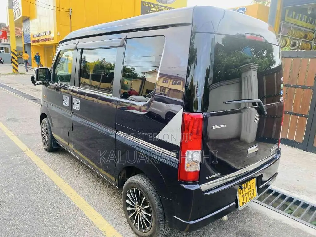 Suzuki Every Turbo Wagon 2012 Van (Used)