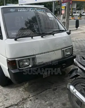 Nissan Vanette 1992 Van (Used)