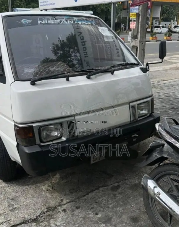 Nissan Vanette 1992 Van (Used)