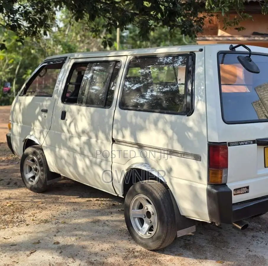 Nissan Vanette 1986 Van (Used)