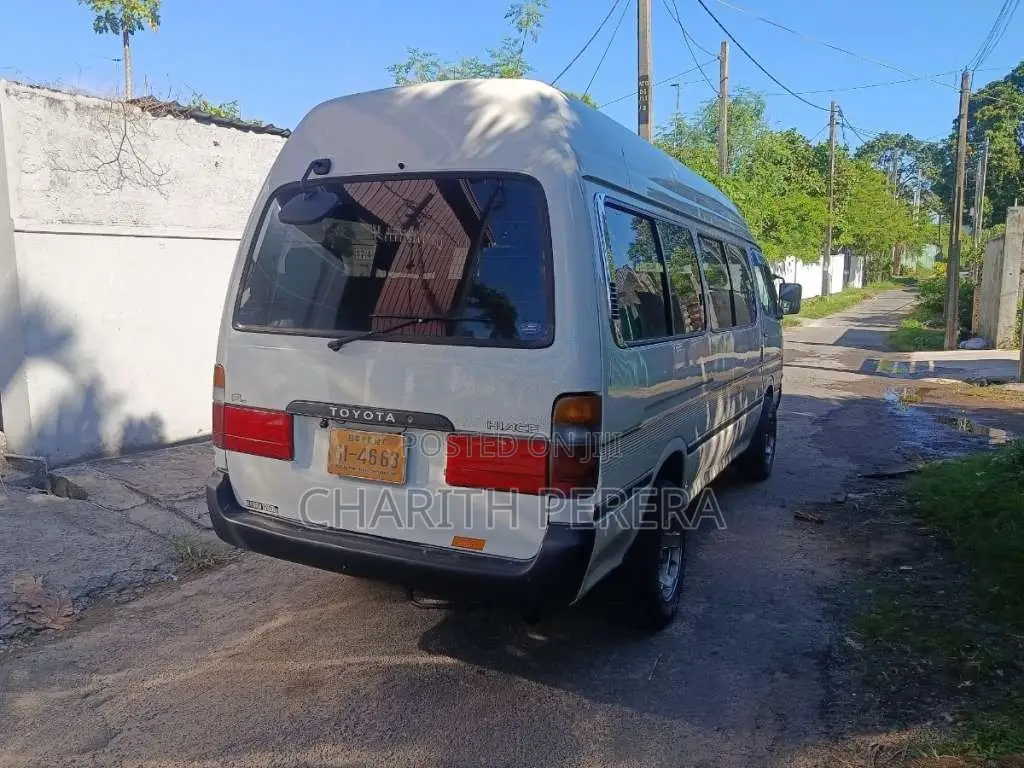 Toyota Dolphin High Roof 125 1992 Van Unregistered (Recondition)
