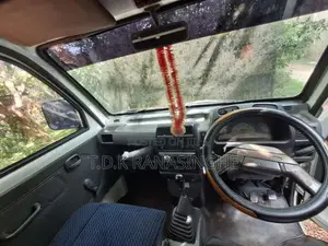 Mitsubishi MiniCab 1993 Van (Used)