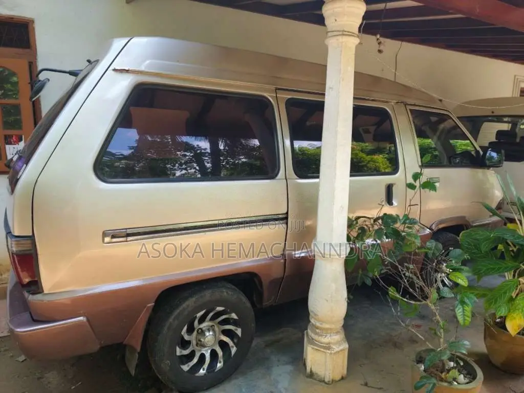 Toyota TownAce 1990 Van (Used)