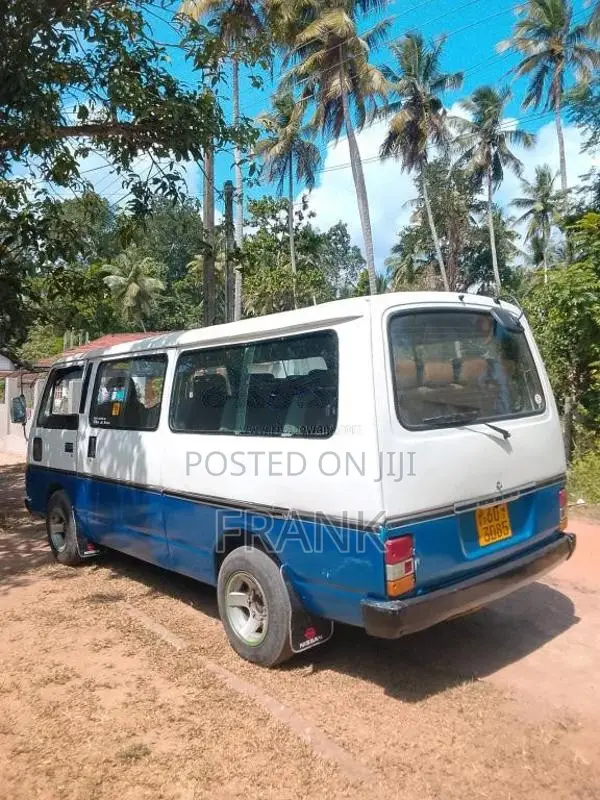 Nissan Vrge 1981 Van (Used)