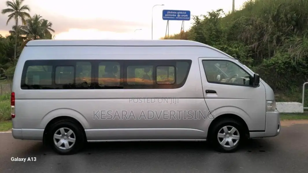 Toyota GDH High Roof 2025 Van Unregistered (Recondition)