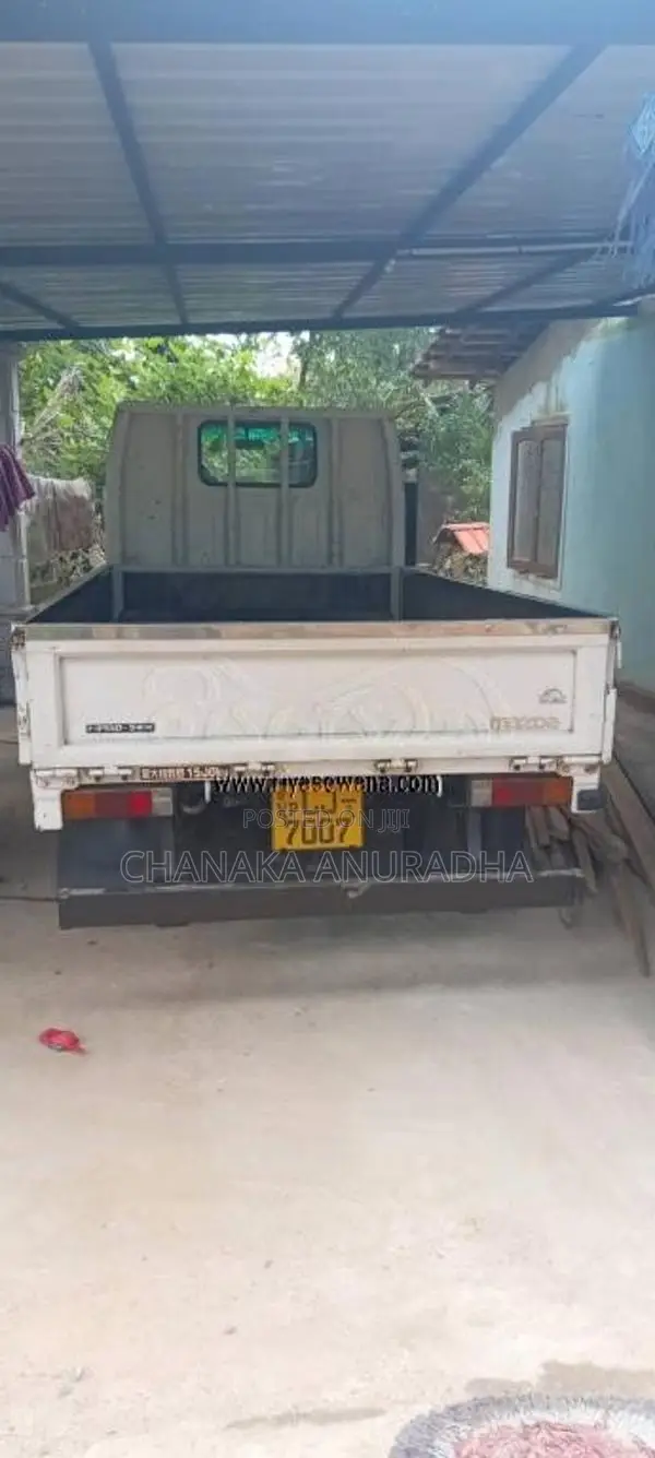 Mazda Titan 2004 Lorry (Used)