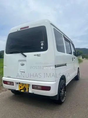 Daihatsu Hijet S321v 2015 Van (Used)