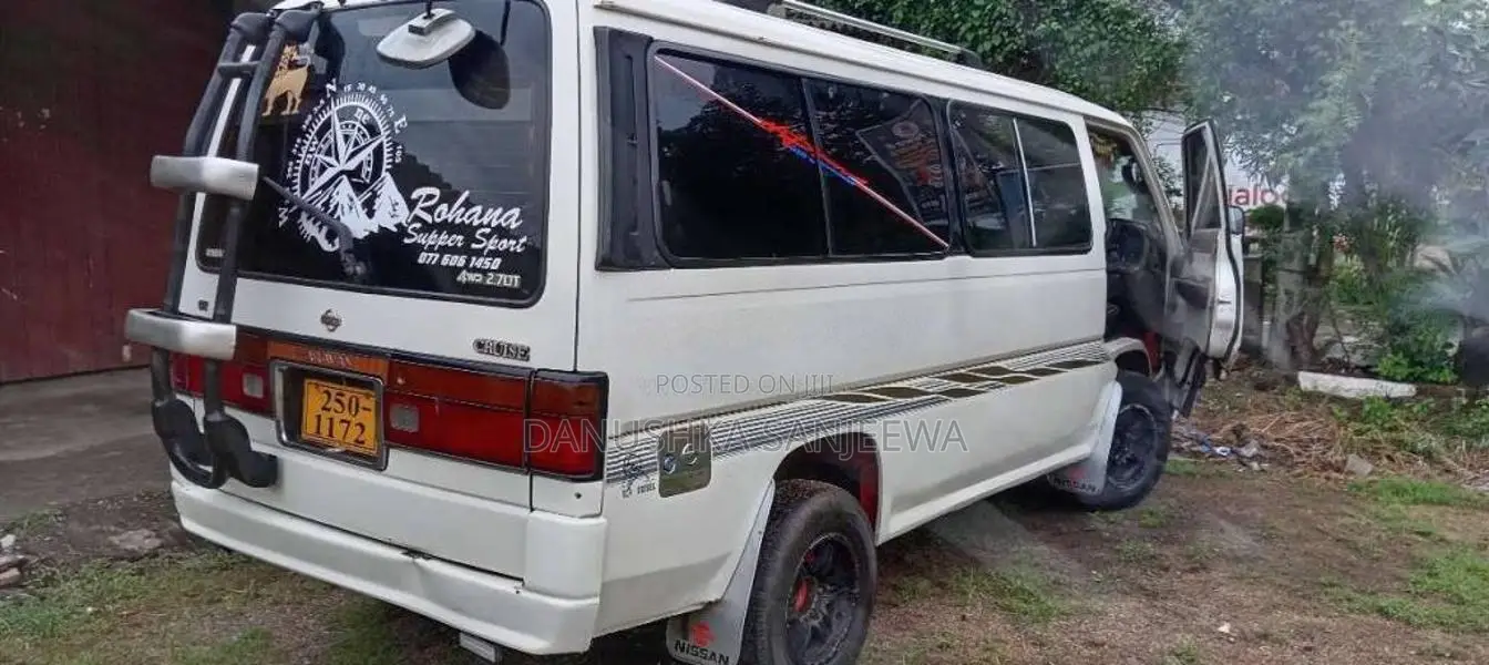 Nissan Caravan 1992 Van (Used)