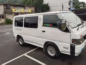 Mitsubishi PO5 1992 Van (Used)