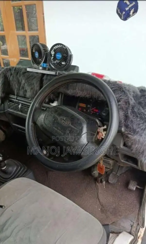 Subaru Freezer 2011 Van (Used)