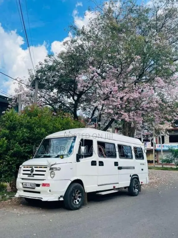Force Force 2010 Van (Used)