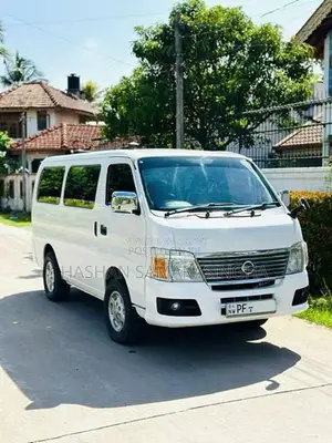 Nissan Caravan 2006 Van (Used)
