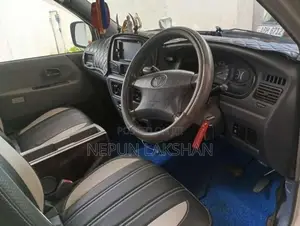 Toyota Noah 2007 Van (Used)