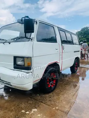 Mitsubishi Delica 2008 Van (Used)