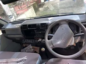 Nissan Vanette 2001 Lorry (Used)